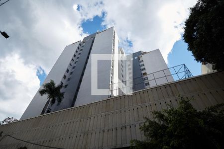 Apartamento para alugar com 100m², 3 quartos e 1 vagaFachada