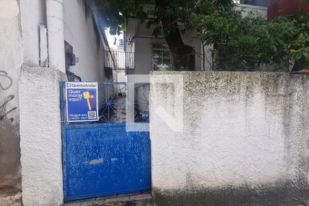 Apartamento para alugar com 45m², 1 quarto e sem vagaFachada com placa