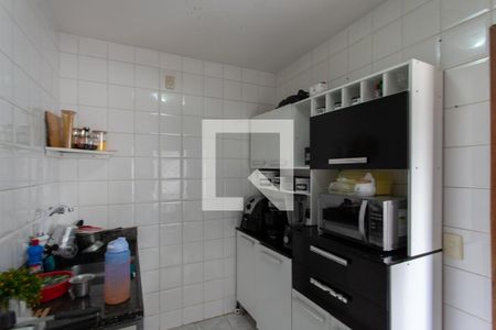 Apartamento à venda com 80m², 2 quartos e 2 vagasCozinha