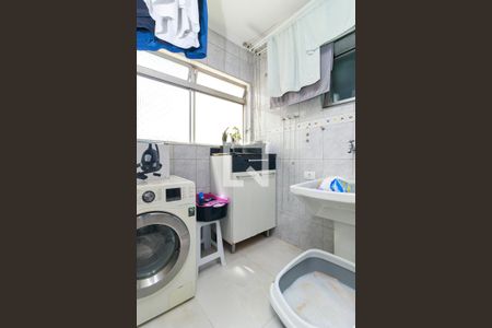 Apartamento à venda com 83m², 3 quartos e 1 vagaÁrea de Serviço