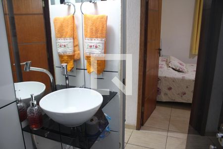 Casa à venda com 60m², 2 quartos e 1 vagaBanheiro