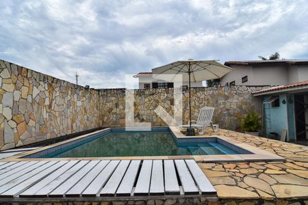 Casa à venda com 200m², 4 quartos e 3 vagasÁrea comum