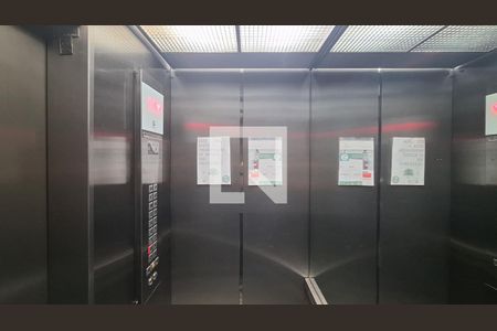 Apartamento à venda com 101m², 3 quartos e 2 vagasElevador