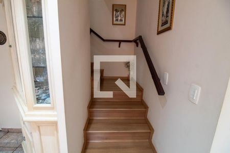 Escada de casa à venda com 3 quartos, 179m² em Jardim Santo Amaro, São Paulo