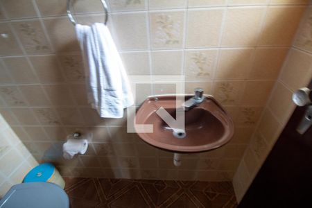 Casa à venda com 179m², 3 quartos e 2 vagasBanheiro de Serviço