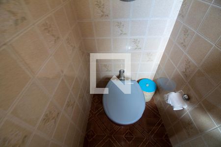 Casa à venda com 179m², 3 quartos e 2 vagasBanheiro de Serviço