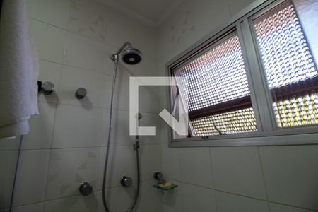 Casa à venda com 179m², 3 quartos e 2 vagasBanheiro do Quarto 2