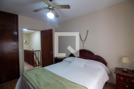 Casa à venda com 179m², 3 quartos e 2 vagasQuarto 3