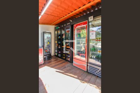 Casa à venda com 250m², 5 quartos e 2 vagasÁrea comum - Mercado