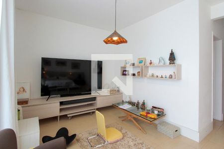 Casa à venda com 250m², 5 quartos e 2 vagasQuarto 5 suíte