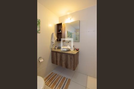 Casa à venda com 250m², 5 quartos e 2 vagasBanheiro Quarto 2 suíte