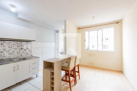 Cozinha  de apartamento à venda com 2 quartos, 50m² em Olaria, Canoas