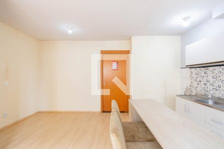 Cozinha  de apartamento à venda com 2 quartos, 50m² em Olaria, Canoas