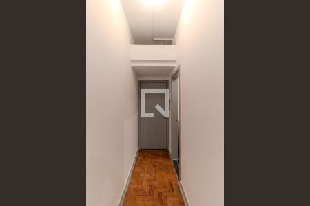 Corredor de Entrada de kitnet/studio para alugar com 1 quarto, 32m² em Santa Ifigênia, São Paulo