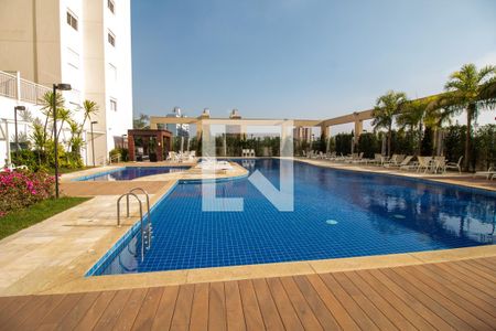 Apartamento à venda com 123m², 3 quartos e 1 vaga Apartamento à venda com 123m², 3 quartos e 1 vagaÁrea comum - Piscina