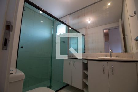 Apartamento à venda com 123m², 3 quartos e 1 vaga Apartamento à venda com 123m², 3 quartos e 1 vagaBanheiro da Suíte