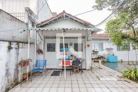 Casa à venda com 300m², 3 quartos e 4 vagas Casa à venda com 300m², 3 quartos e 4 vagasQuintal