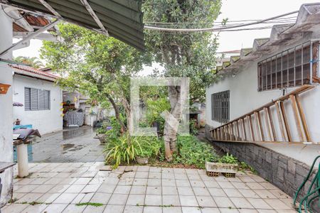 Casa à venda com 300m², 3 quartos e 4 vagas Casa à venda com 300m², 3 quartos e 4 vagasQuintal