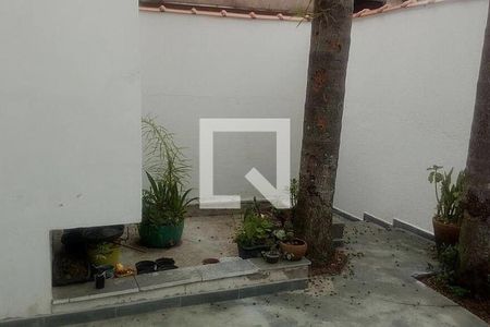 Casa à venda com 241m², 5 quartos e 2 vagas
