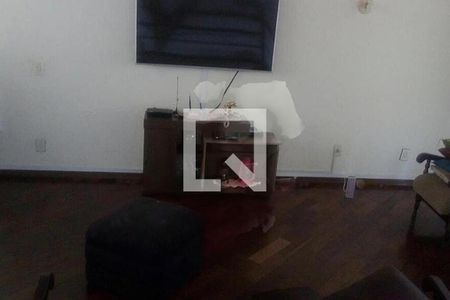 Casa à venda com 5 quartos, 241m² em Sacoma, São Paulo