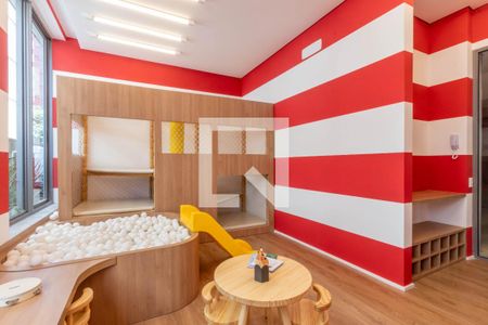 Apartamento à venda com 110m², 3 quartos e 3 vagasÁrea comum - Playground