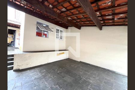 Casa à venda com 103m², 2 quartos e 2 vagasGaragem