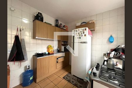 Casa à venda com 103m², 2 quartos e 2 vagasCozinha 