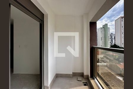 Apartamento à venda com 137m², 3 quartos e 2 vagas Apartamento à venda com 137m², 3 quartos e 2 vagasSacada Suíte 2