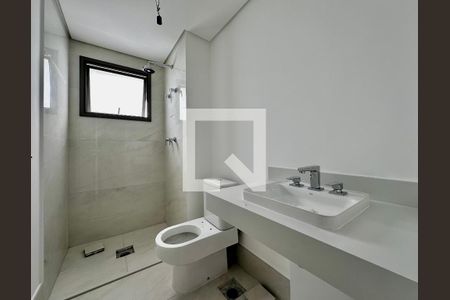 Apartamento à venda com 137m², 3 quartos e 2 vagas Apartamento à venda com 137m², 3 quartos e 2 vagasBanheiro Suíte 1