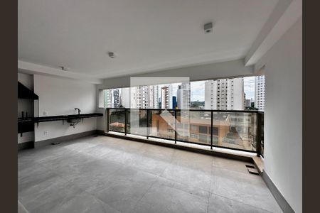 Apartamento à venda com 137m², 3 quartos e 2 vagas Apartamento à venda com 137m², 3 quartos e 2 vagasVista Suíte 1