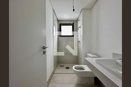 Apartamento à venda com 137m², 3 quartos e 2 vagas Apartamento à venda com 137m², 3 quartos e 2 vagasBanheiro Suíte 1