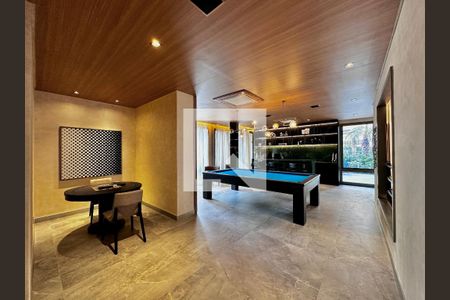 Apartamento à venda com 137m², 3 quartos e 2 vagas Apartamento à venda com 137m², 3 quartos e 2 vagasSalão de Jogos