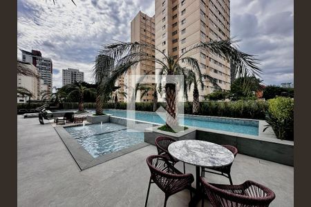 Apartamento à venda com 137m², 3 quartos e 2 vagas Apartamento à venda com 137m², 3 quartos e 2 vagasPiscina