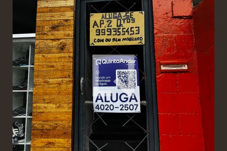 Apartamento para alugar com 60m², 2 quartos e sem vagaPlaquinha quinto andar 