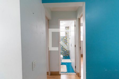 Corredor de apartamento para alugar com 2 quartos, 60m² em Penha de França, São Paulo