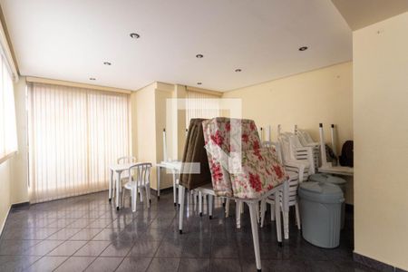 Apartamento para alugar com 60m², 2 quartos e 1 vaga Apartamento para alugar com 60m², 2 quartos e 1 vagaÁrea comum - Salão de festas