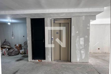 Apartamento à venda com 72m², 3 quartos e 2 vagasElevador