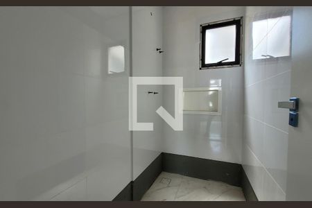 Apartamento à venda com 160m², 3 quartos e 2 vagasBanheiro da suíte