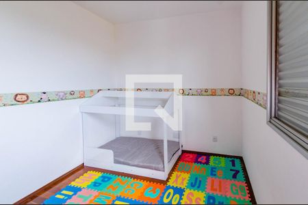 Apartamento à venda com 212m², 4 quartos e 2 vagasQuarto 3