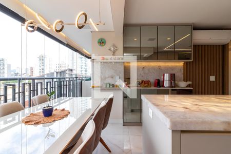 Apartamento à venda com 70m², 2 quartos e 2 vagasCozinha