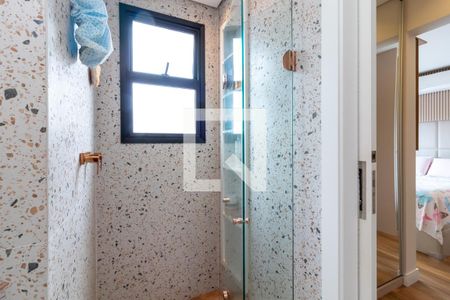 Apartamento à venda com 70m², 2 quartos e 2 vagasBanheiro da Suíte