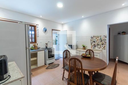 Casa à venda com 135m², 3 quartos e 2 vagasCozinha