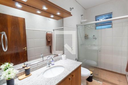 Casa à venda com 135m², 3 quartos e 2 vagasBanheiro 2