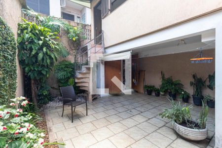 Casa à venda com 135m², 3 quartos e 2 vagasQuintal