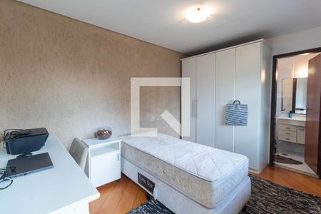 Casa à venda com 135m², 3 quartos e 2 vagasQuarto Suíte