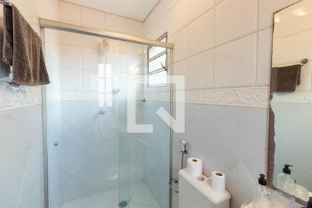 Casa à venda com 135m², 3 quartos e 2 vagasBanheiro da Suíte