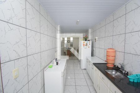 Casa à venda com 203m², 4 quartos e 2 vagasCozinha e Sala de Jantar