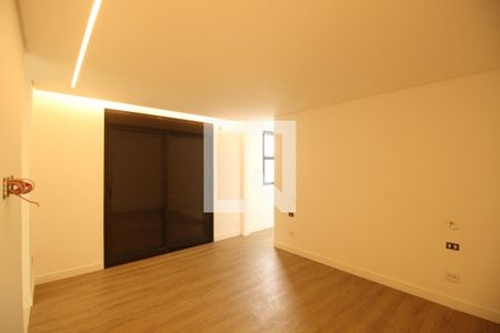 Apartamento à venda com 220m², 3 quartos e 2 vagasSuíte máster