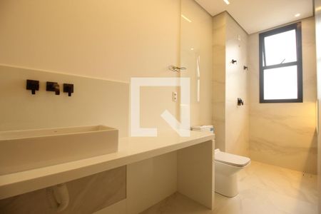 Apartamento à venda com 220m², 3 quartos e 2 vagasBanheiro 1