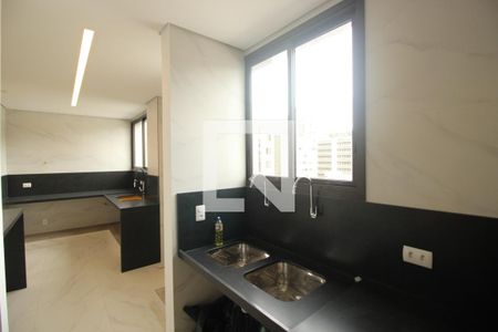 Apartamento à venda com 220m², 3 quartos e 2 vagasÁrea de serviço